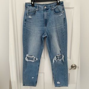 American Eagle Mom Jeans